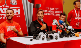 Klopp brinca sobre nunca ter feito amistoso com o Manchester United